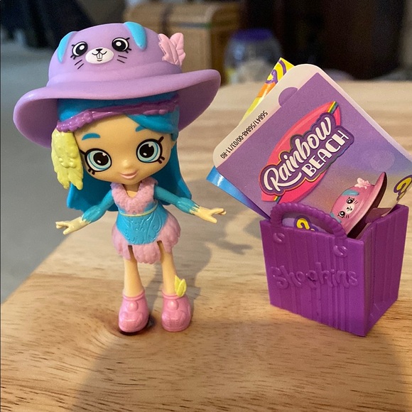 Shopkins Lil Shoppie Rainbow Beach Faith Feathers. Stands 2 3/4” tall - Picture 1 of 5